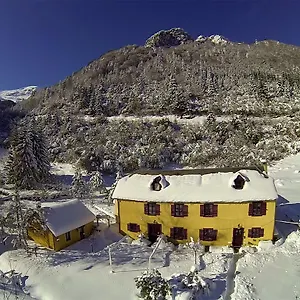 Les Cascades Hotel La Mongie